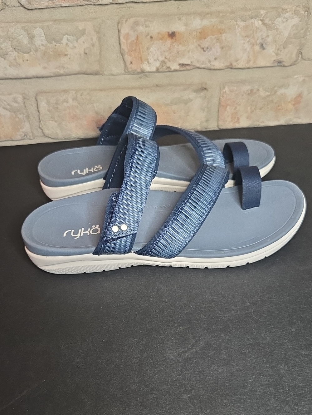 Ryka Stella Women's Size 5 Light Blue & White Strappy Slide Sandals NEW